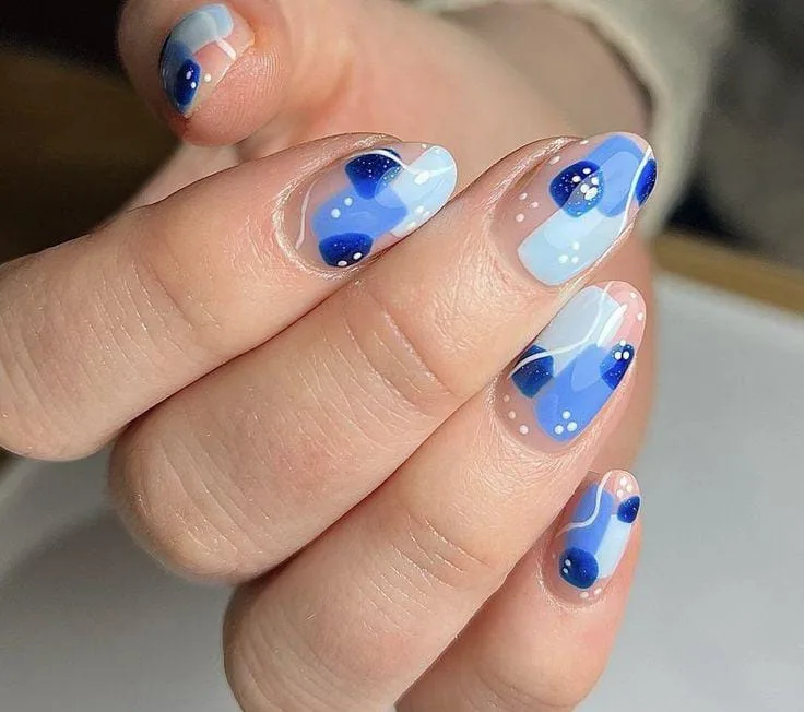 december almond nails 030 1e67104b4c