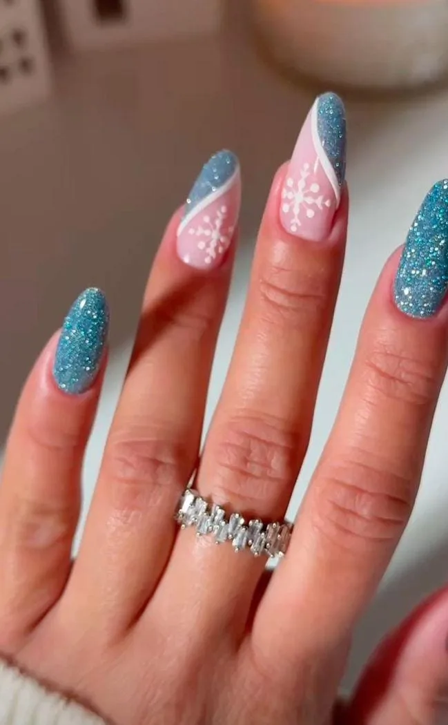 december almond nails 048 8225db18de