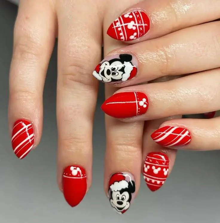 disney christmas nails 038 f498aa08fa