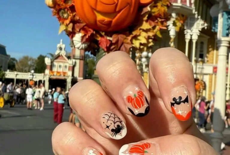 disney halloween nails 037 99b40e57c4