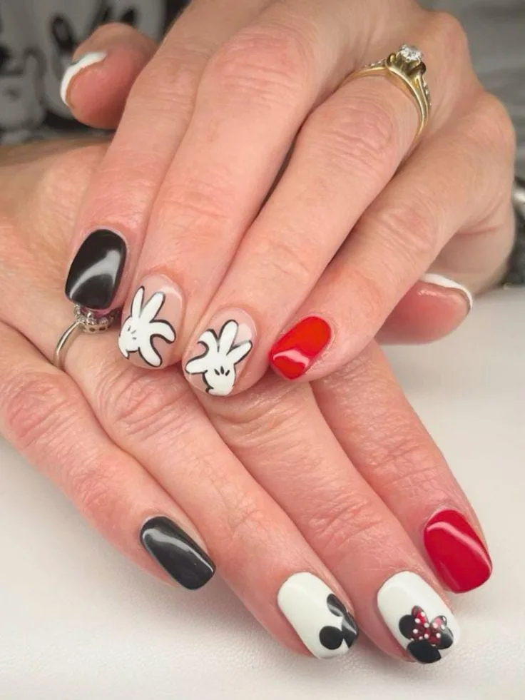 disney valentines nails 021 a2a6c5505d