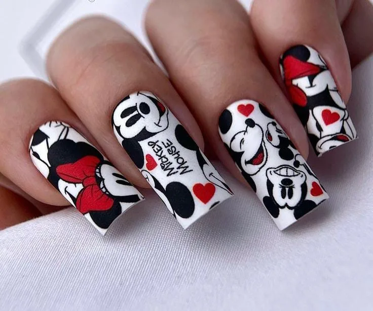 disney valentines nails 037 4fc3a0a7df
