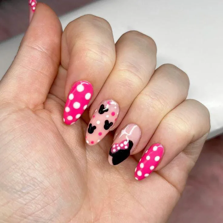 disney valentines nails 040 9b94d69c1a