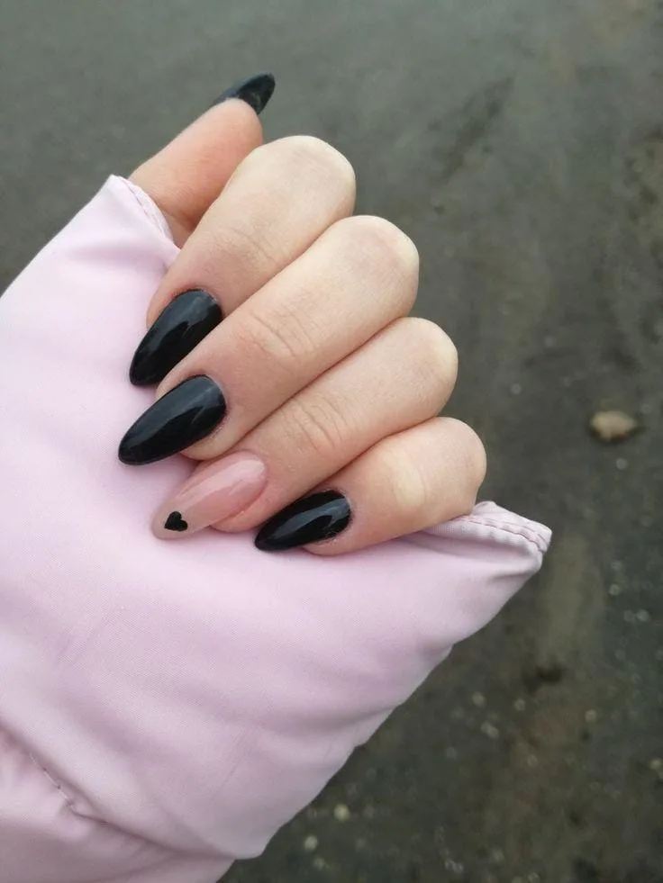 easy valentines nails 033 0a9f0bc018