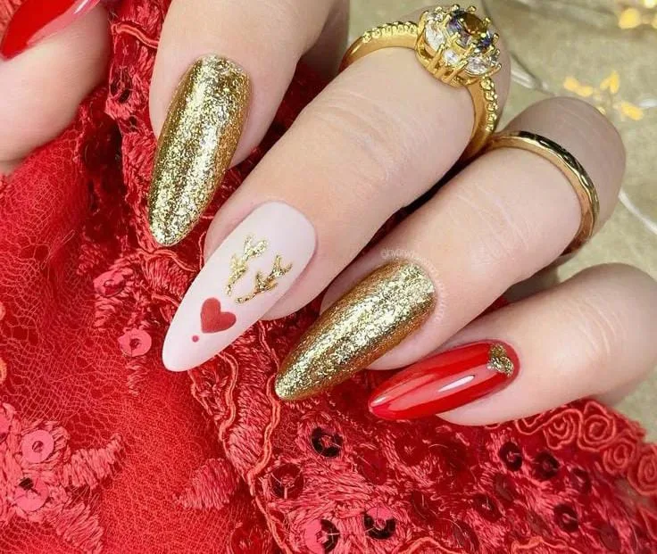 elegant christmas nails 006 90e137cd81