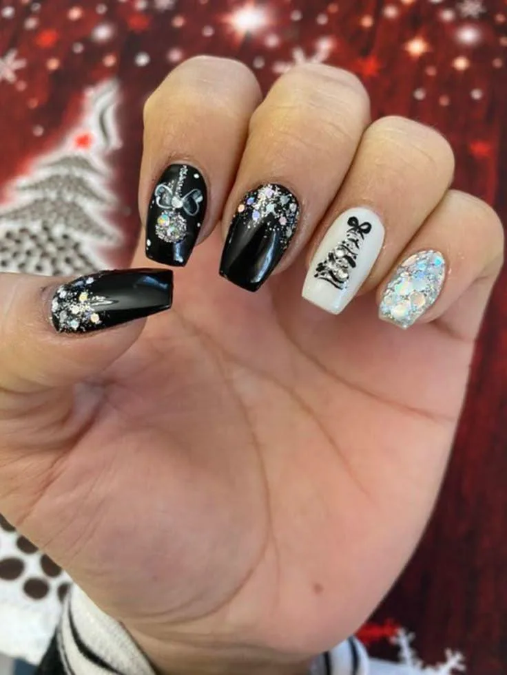 elegant christmas nails 020 60de834379
