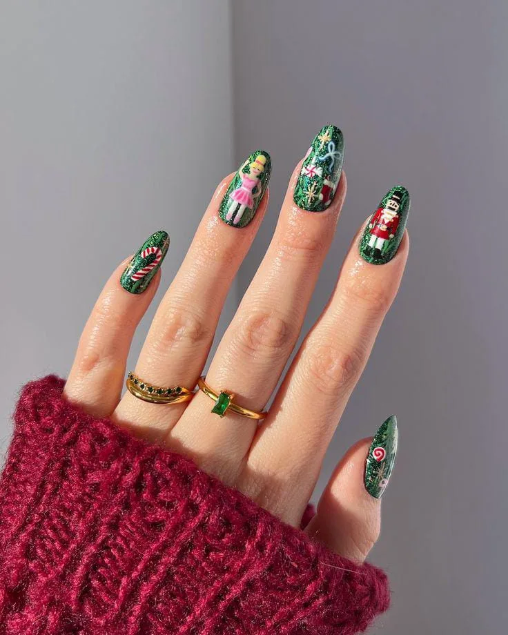 elegant christmas nails 021 5236f45aeb