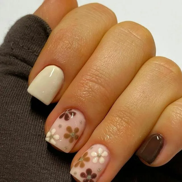 fall flower nails 011 7e1cd3272a