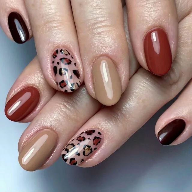 Fall Leopard Nails That Are Wildly Chic This Season 1