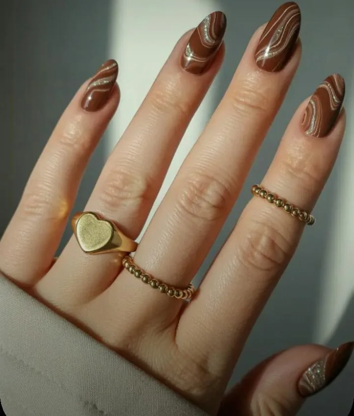 Fall Marble Nails: The Chicest Trend for Autumn 2025 1