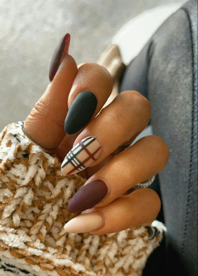 fall matte nails 008 0bf31ca40f