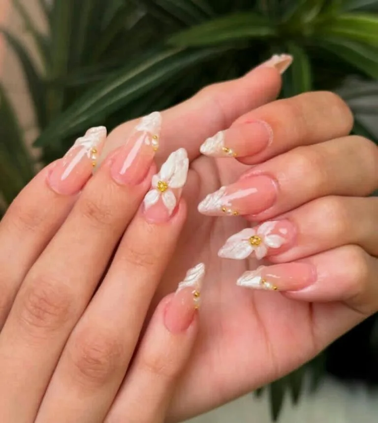 french tip nail designs with flowers 004 b035392c64