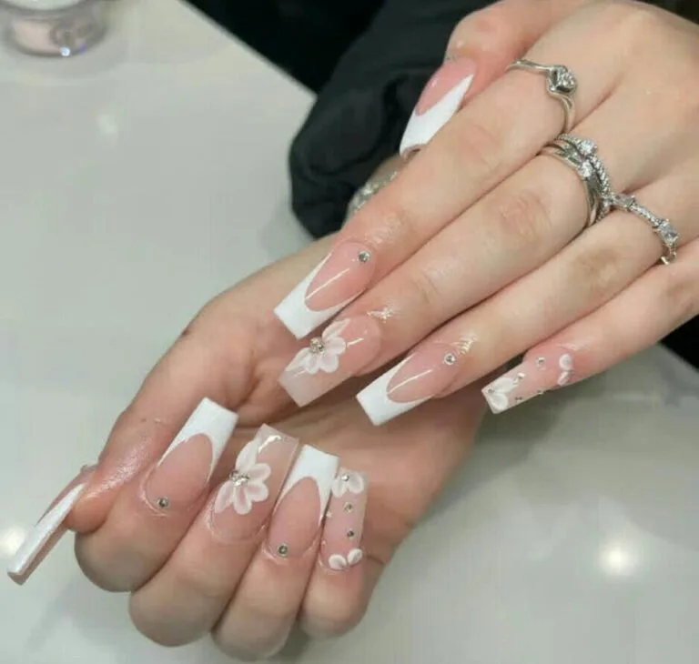 french tip nail designs with flowers 019 b0f6a4d233