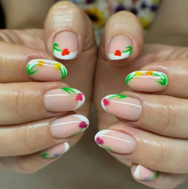 french tip nail designs with flowers 022 a6ced3fcd8