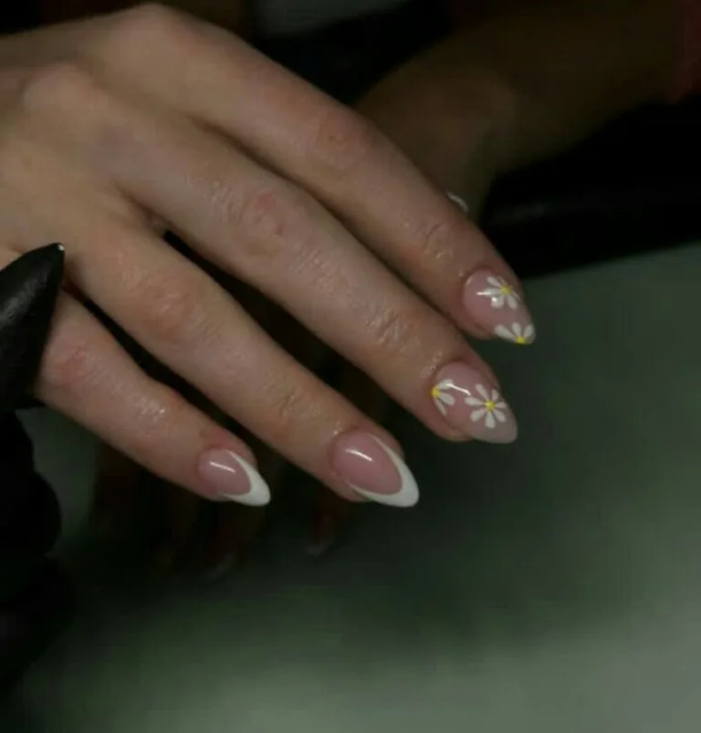 french tip nail designs with flowers 042 fb8a23db71