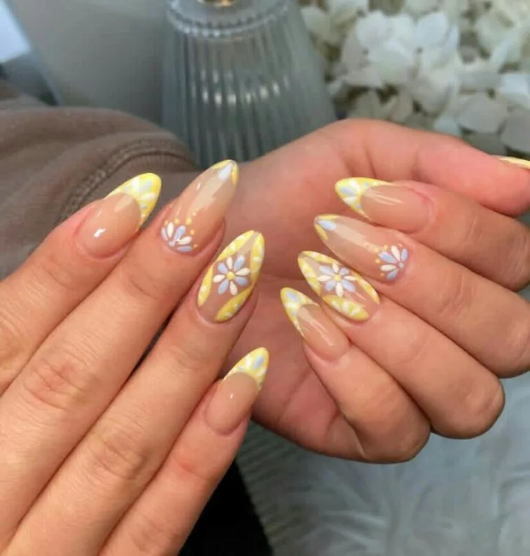 french tip nail designs with flowers 048 e1c8835384