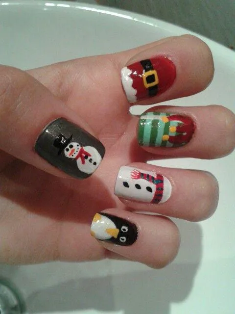 fun christmas nails 015 6e0fa495c8
