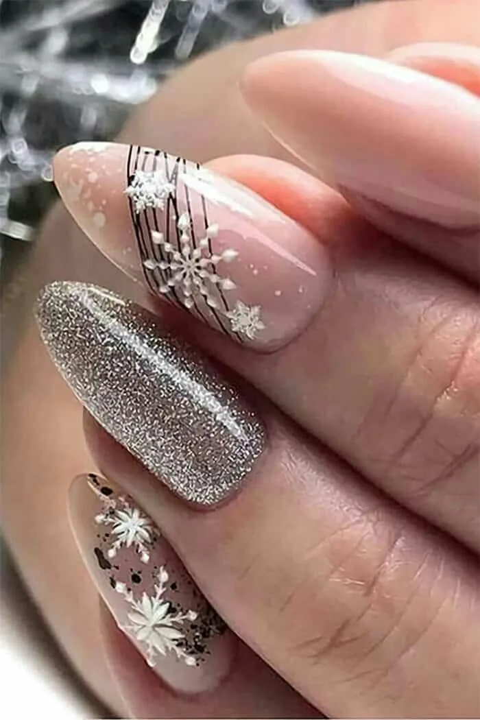 fun winter nails 047 265bc8fba4