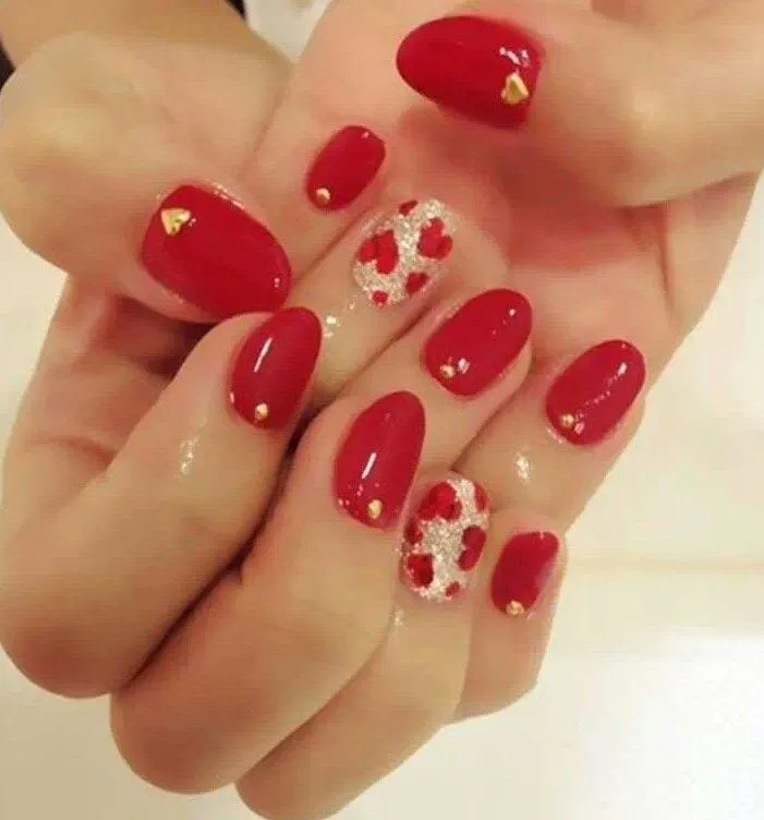 gold valentines nails 009 61494ef6e4