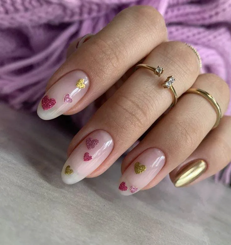 gold valentines nails 027 6ddeca2ab6