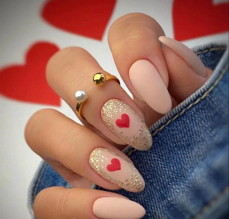 gold valentines nails 040 0d9b034999