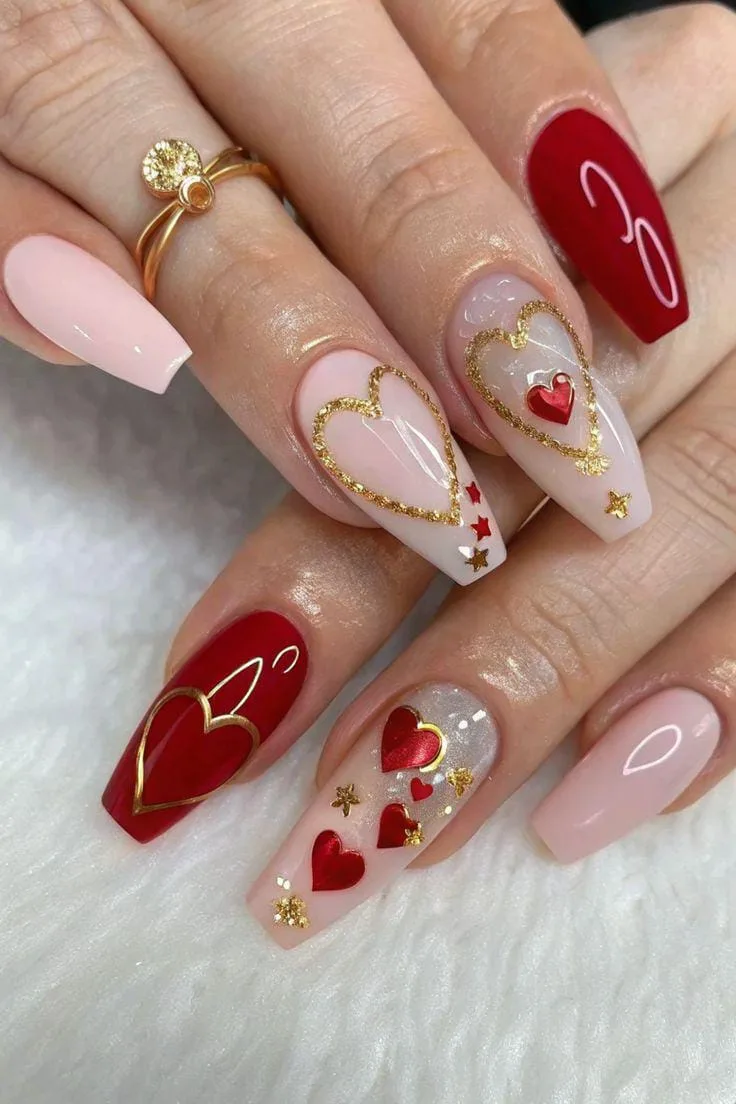 gold valentines nails 043 433009a3a3