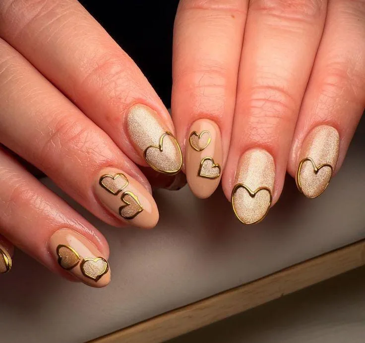gold valentines nails 049 a762e67847