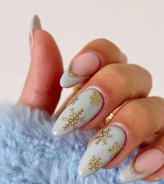 gold winter nails 011 242fe2d602