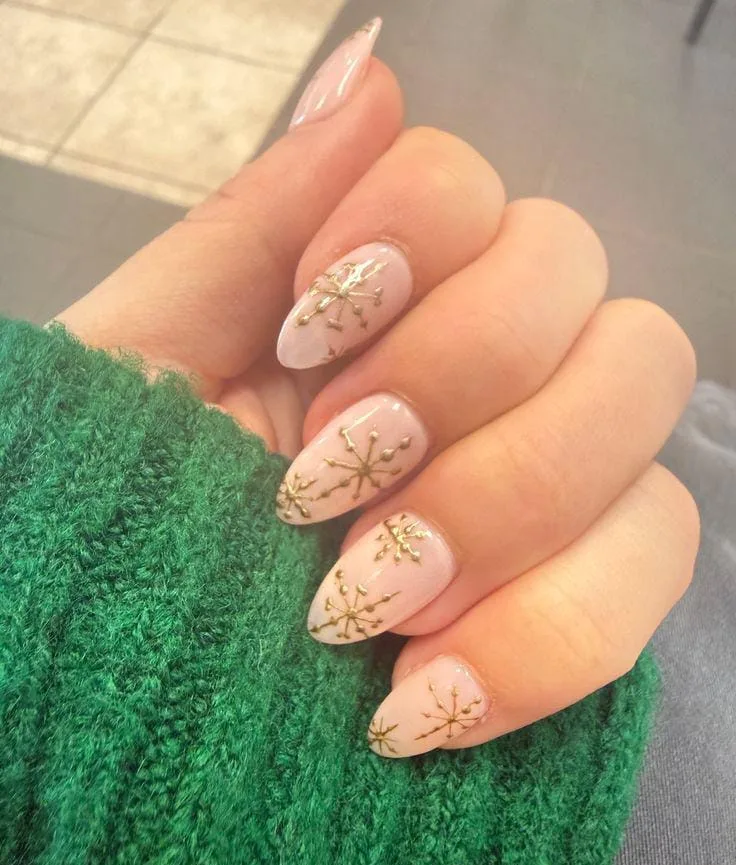 gold winter nails 015 14353682f5