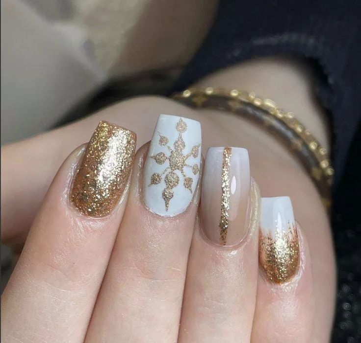 gold winter nails 033 cab5168e4a