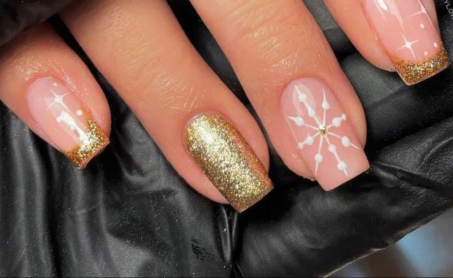 gold winter nails 045 ae1e40742d