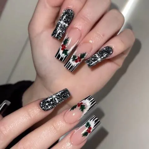 goth christmas nails 014 f1332d0ba8