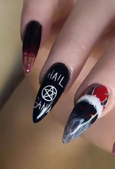 goth christmas nails 029 4bcf43fe81
