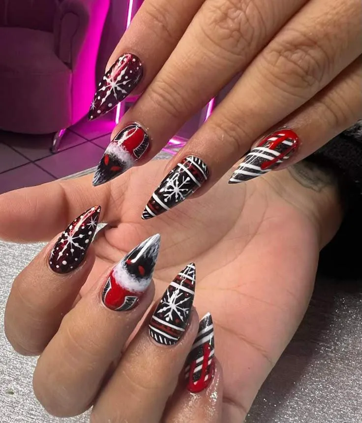 goth christmas nails 030 43f05e07a3