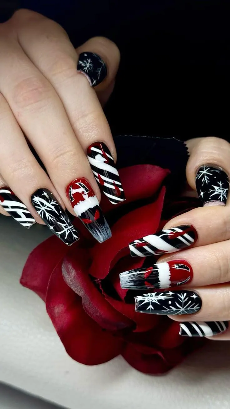 goth christmas nails 036 e07d0aaaa8