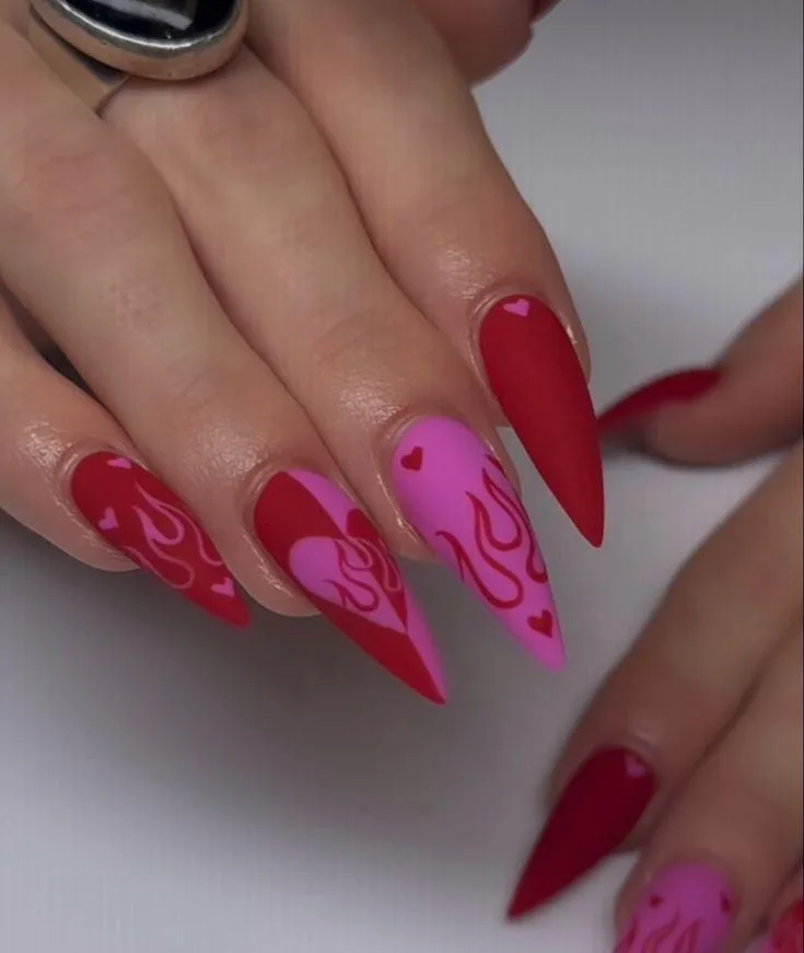 goth valentines nails 047 680349095d