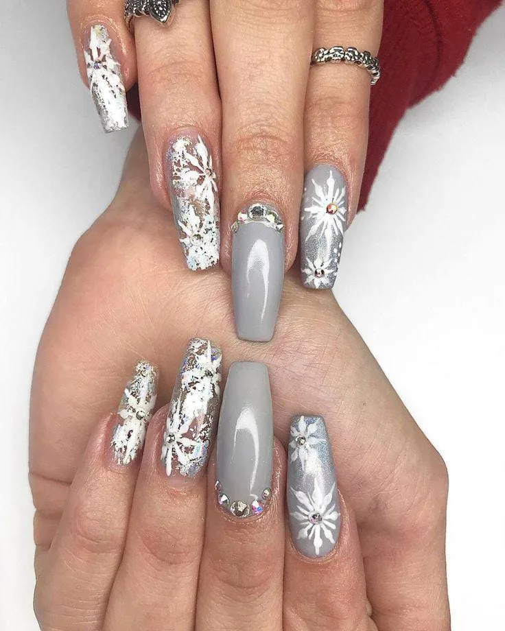 gray winter nails 033 16454b1fa3