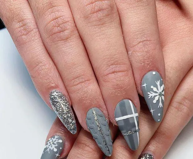 gray winter nails 036 7ca9301470