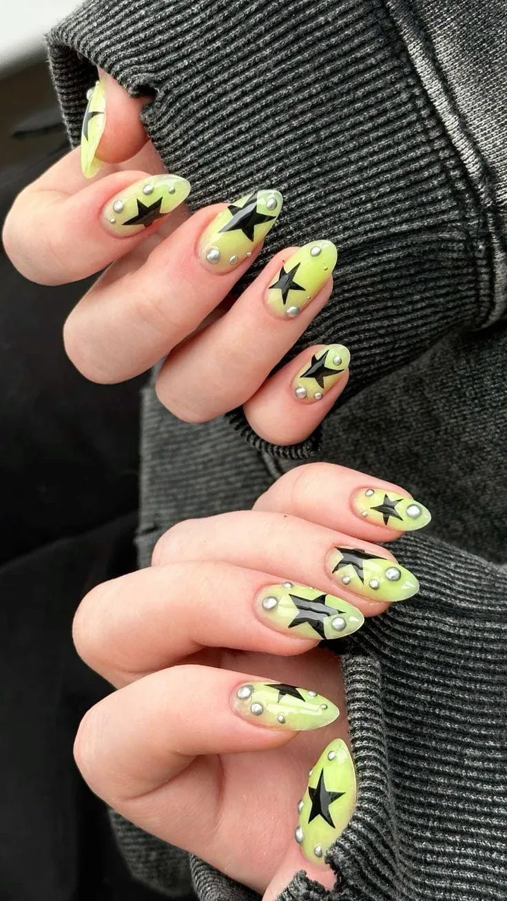 green halloween nails 024 319a2aa8c1