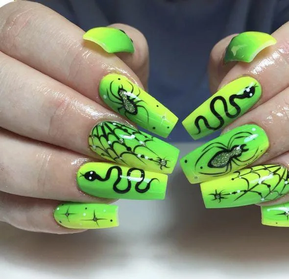 green halloween nails 037 84112d1c9b