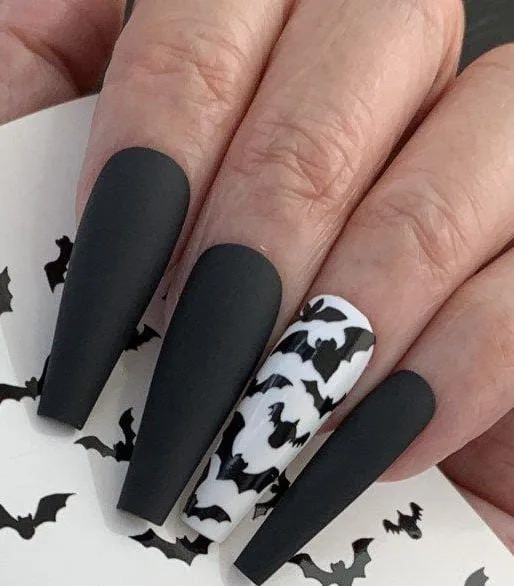 halloween bat nails 036 5c0696f86e