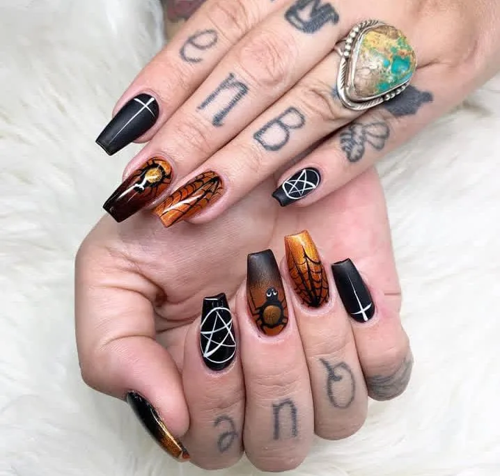 50+ Hauntingly Beautiful Halloween Ombre Nails for 2025 1