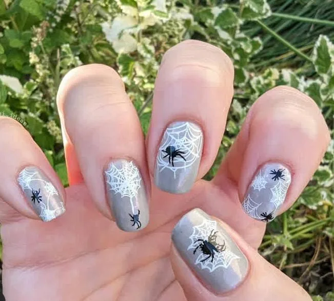 halloween spider nails 019 f217a5cdd6