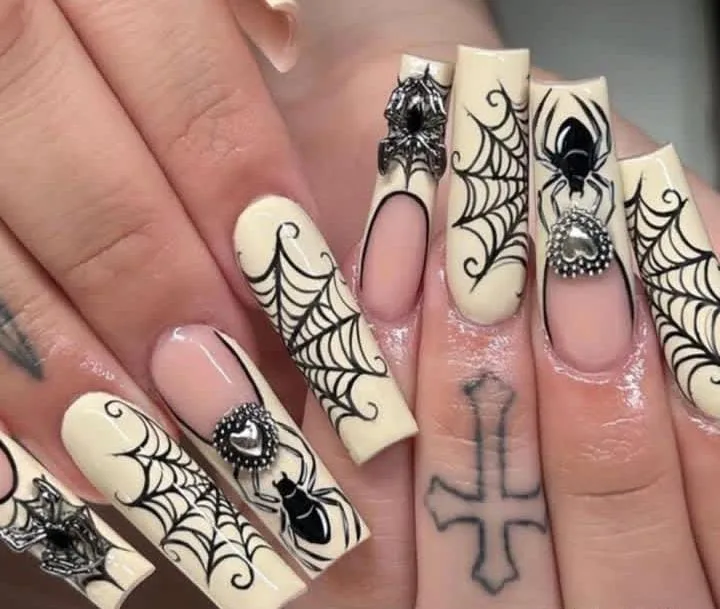 halloween spider nails 032 90add1bb52