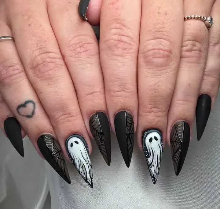 halloween stiletto nails 002 a873c7f438