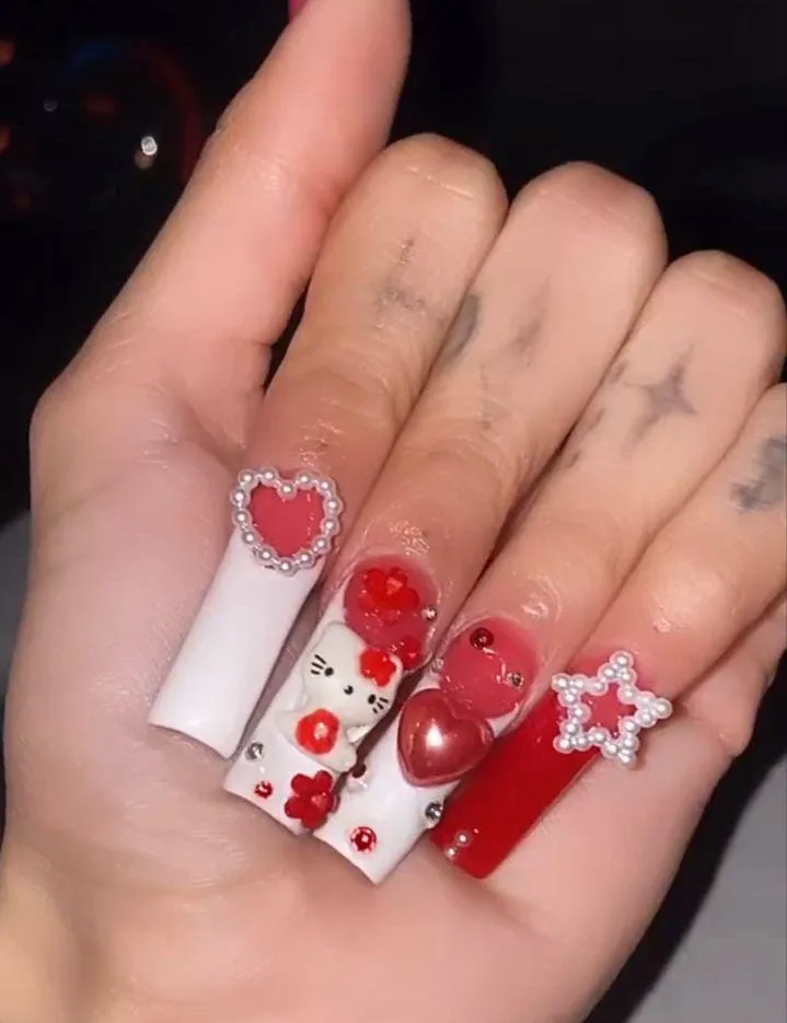 hello kitty valentines nails 045 80c34e9440