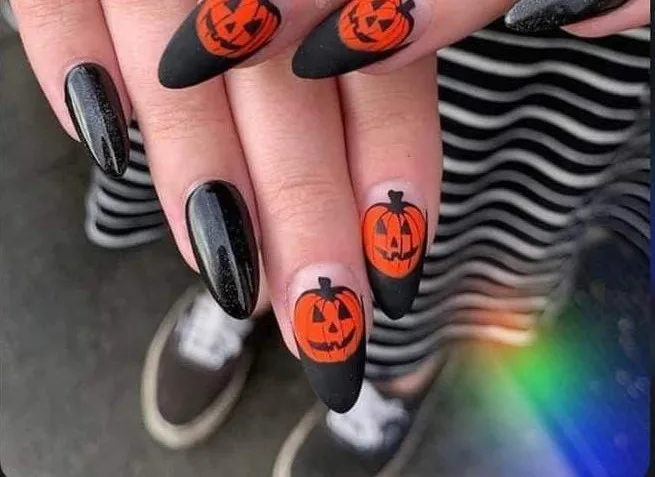 jack o lantern nails that are perfect fo 002 762dcad24d