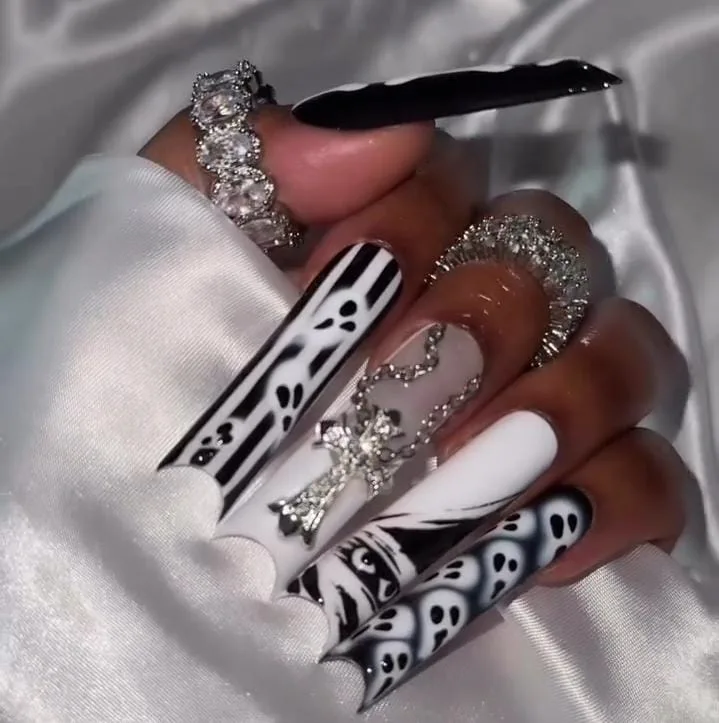 long halloween nails 018 bf778f44fc