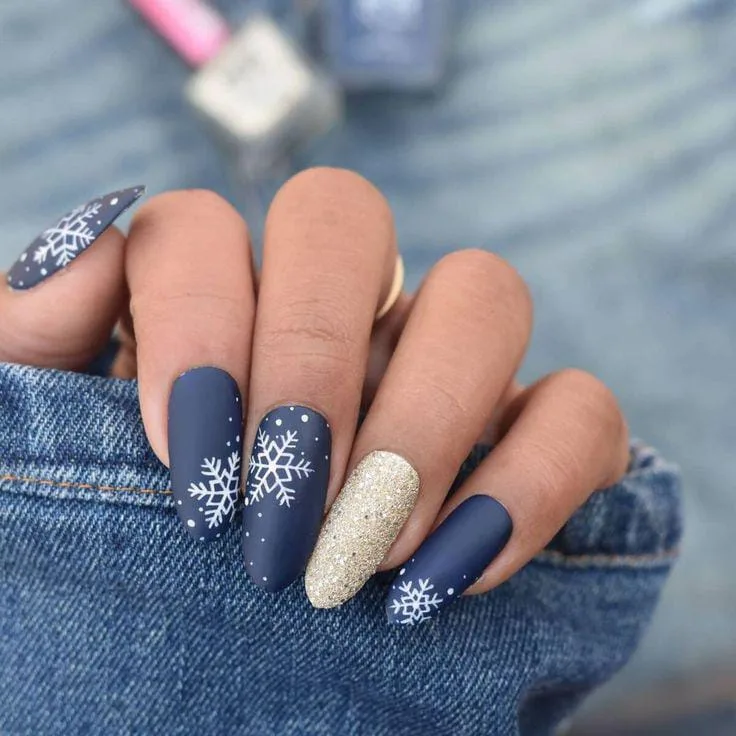 matte christmas nails 008 c9b630b2d2