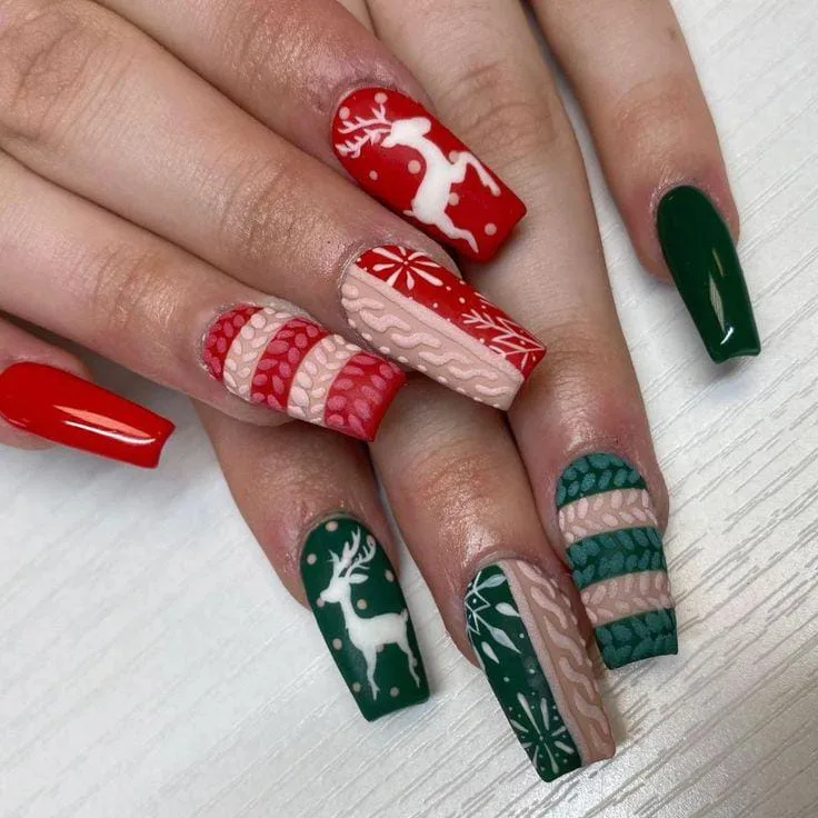 matte christmas nails 024 e5e6c0bb3e